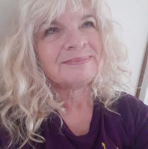 Meet your Posher, Louise